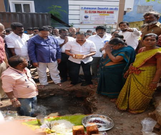 குடியிருப்பு கட்டுமான பணி துவக்கிவைக்கப்பட்டது.