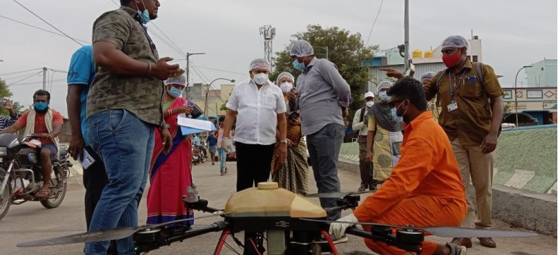 கிருஷ்ணமூர்த்தி நகரில் ட்ரோன் மூலம் கொசு மருந்து தெளிக்கப்பட்டது.